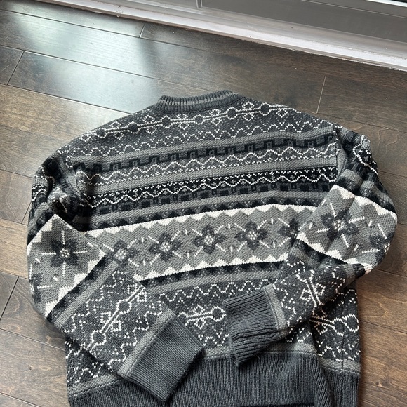 Gothic Grunge Print Sweater in Grey Academic Pattern - Picture 7 of 8